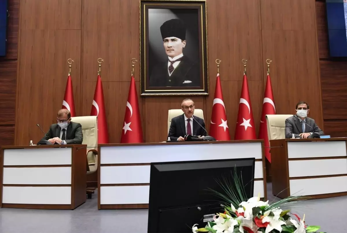 Kocaeli Valisi Yavuz: '2022 yılı yatırımlarının toplam maliyeti 22 milyar 691 milyon TL'