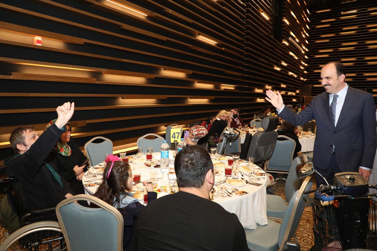 Başkan Altay: 'Birbirimize Koşulsuz Destek Olduktan Sonra Aşılamayacak Engel Yoktur'