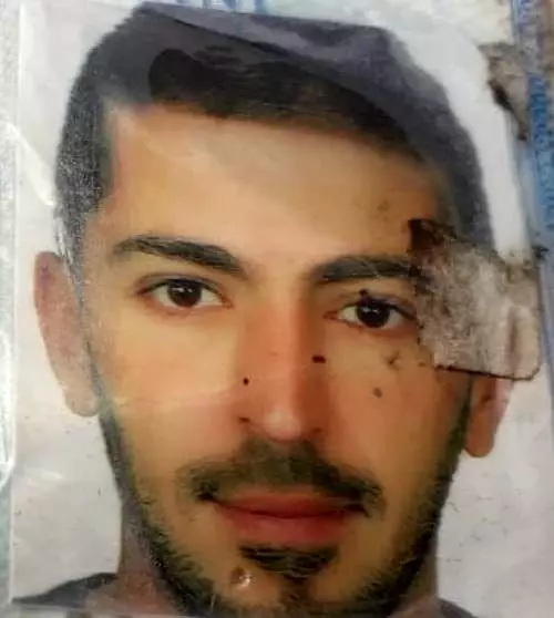 Ölüm ihbarına giden polisler, evin odalarında kazılmış 1'er metrelik çukurlar buldu Ölüm ihbarına giden polisler, evin odalarında kazılmış 1'er metrelik çukurlar buldu