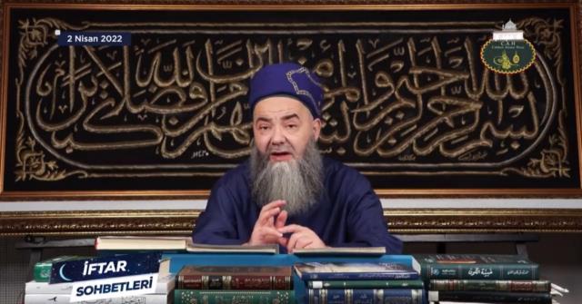 Cübbeli Ahmet'ten çok konuşulacak oruç çıkışı: Namaz kılmayanlarınki kabul olmaz Cübbeli Ahmet'ten çok konuşulacak oruç çıkışı: Namaz kılmayanlarınki kabul olmaz