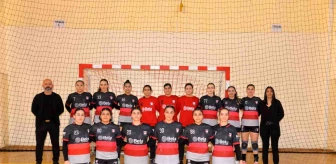 Kadınlar Hentbol 1. Ligi: Beta Transformatör Adasokağı SK: 20 Kırşehir Belediyesi SK: 21