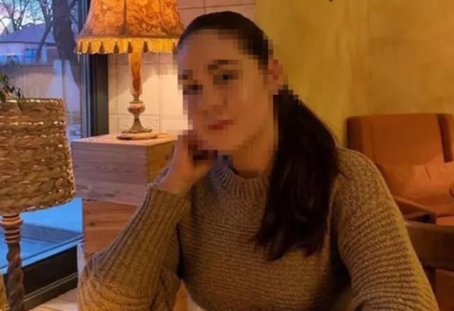 Öğretmenlerin izdivaç sayfası yine gündemde! Fotoğraflardaki birçok kadın öğretmen değilmiş Öğretmenlerin izdivaç sayfası yine gündemde! Fotoğraflardaki birçok kadın öğretmen değilmiş