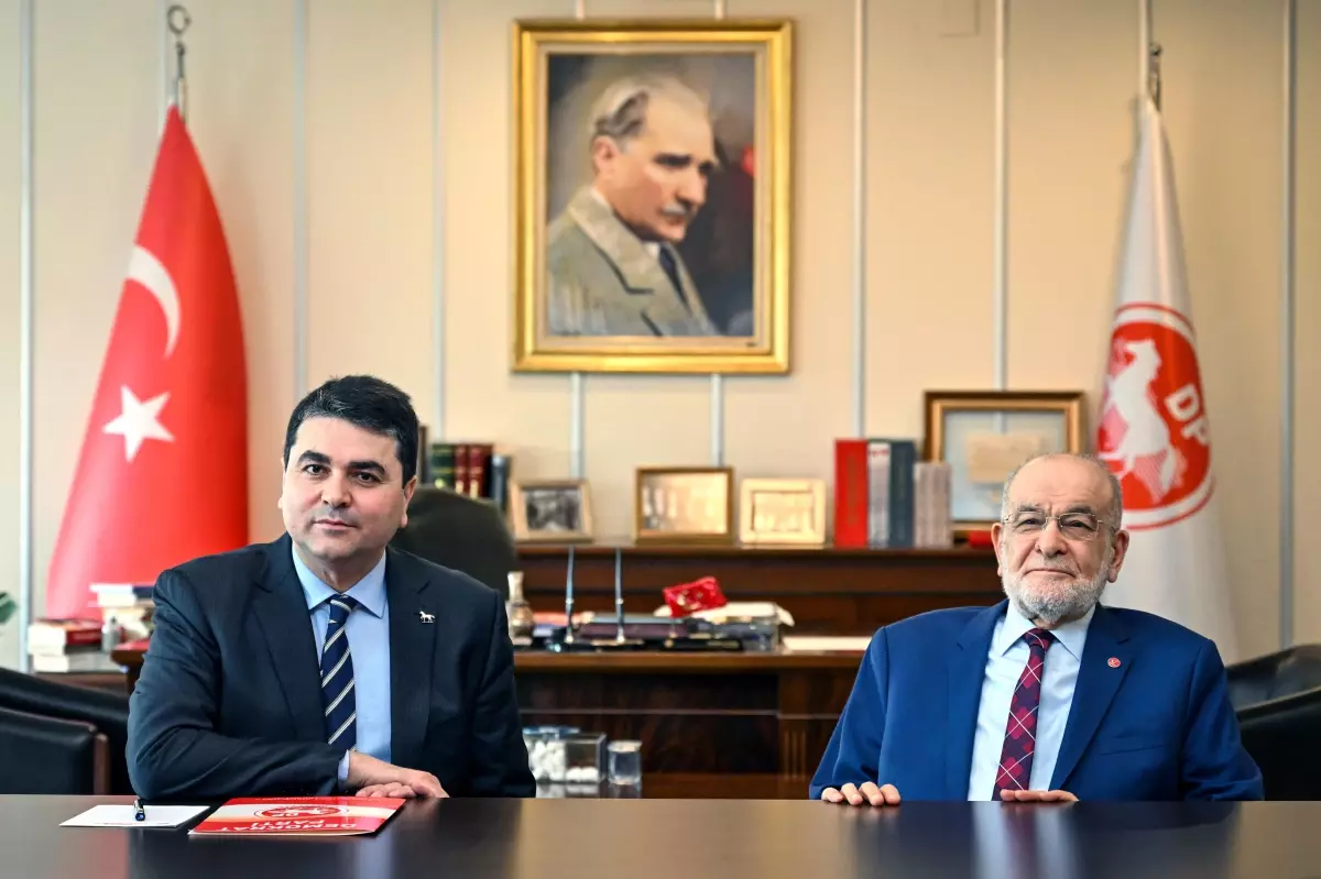 Saadet Partisi Genel Başkanı Karamollaoğlu'ndan, Demokrat Parti Genel Başkanı Uysal'a ziyaret
