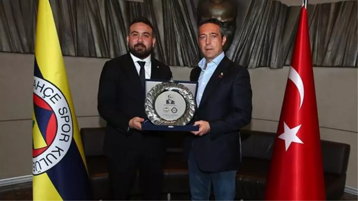 Son Dakika: Süper Lig'de başkanlar bir bir bırakıyor! Özgür Ekmekçioğlu istifa etti