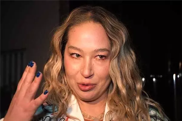 Trafik kazasında kaybettiği sevgilisi için şarkı yazan Gülçin Ergül, gözyaşlarına hakim olamadı Trafik kazasında kaybettiği sevgilisi için şarkı yazan Gülçin Ergül, gözyaşlarına hakim olamadı