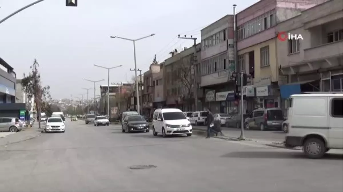 Hırsızların iş üzerinde birbirleriyle karşılaştığı mahallenin muhtarı isyan etti: 'Güvenlik kamerasından bile çekinmiyorlar'