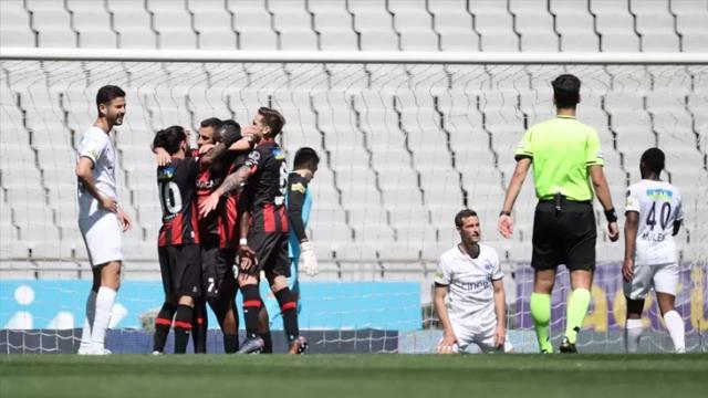 Derbide gol yağmuru! Volkan Demirel ecel terleri döktü