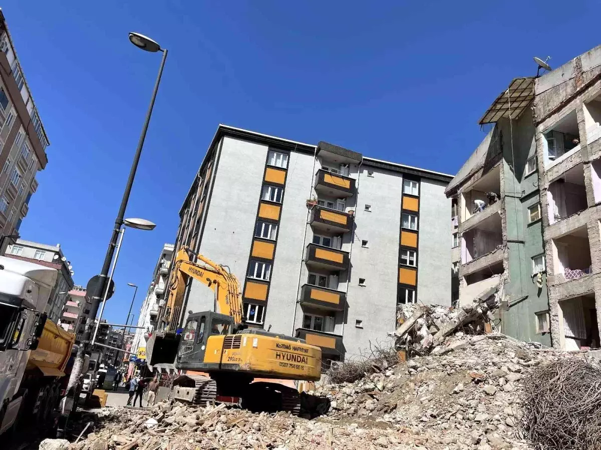 Kentsel dönüşüm müteahhidin skandalını ortaya çıkardı