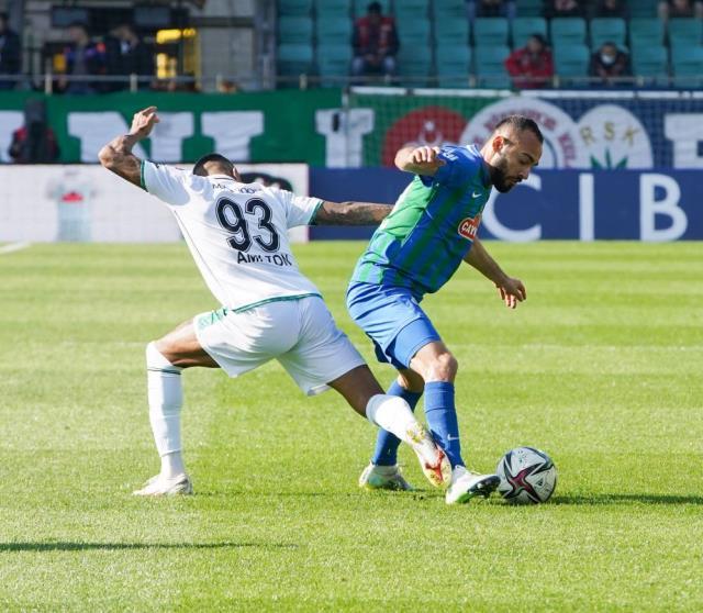 Konyaspor'a Rize'de soğuk duş! Fenerbahçe için artık Galatasaray maçı bir derbiden fazlası Konyaspor'a Rize'de soğuk duş! Fenerbahçe için artık Galatasaray maçı bir derbiden fazlası