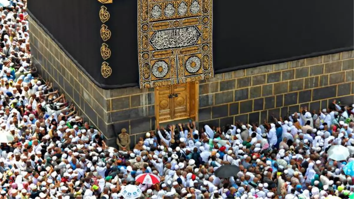 Suudi Arabistan bu yıl hac kontenjanını 1 milyona çıkardı