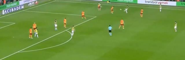 Fenerbahçe'den derslik organizasyon! İşte Galatasaray'ı geriye düşüren o gol