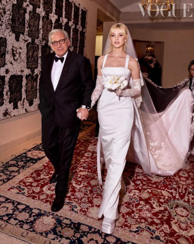 Nicola Anne Peltz ile evlenen Brooklyn Beckham, sevgilisinin soyadını aldı Nicola Anne Peltz ile evlenen Brooklyn Beckham, sevgilisinin soyadını aldı