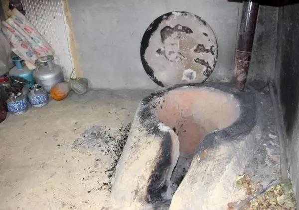 Boşandığı kocasını tandırda yakmıştı! Müebbet hapse çarptırılan kadın, olayı anbean anlattı Boşandığı kocasını tandırda yakmıştı! Müebbet hapse çarptırılan kadın, olayı anbean anlattı