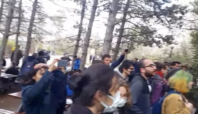 Öğrenciler, Ali Babacan'ı mezun olduğu ODTÜ'ye sokmadı