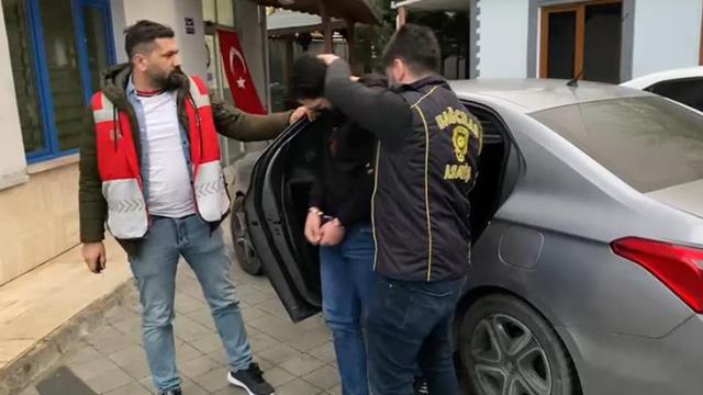 Bağcılar'da vatandaşlara hakaret eden Suriyeli sınır dışı edilecek Bağcılar'da vatandaşlara hakaret eden Suriyeli sınır dışı edilecek