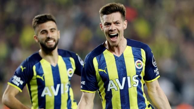 Gitsin diye gözünün içine bakılıyordu! Zajc hayatının teklifini aldı