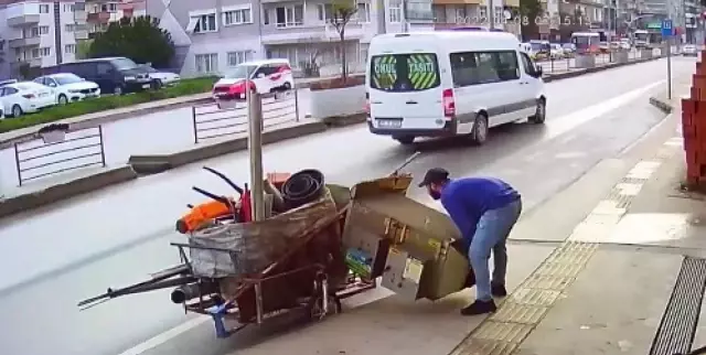 Hırsızlığında bu kadarı! Kapı önündeki paspası dahi çaldılar