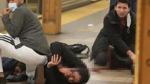New York metrosunu kana bulayan saldırganın kimliği belli oldu! Başına 50 bin dolar ödül kondu