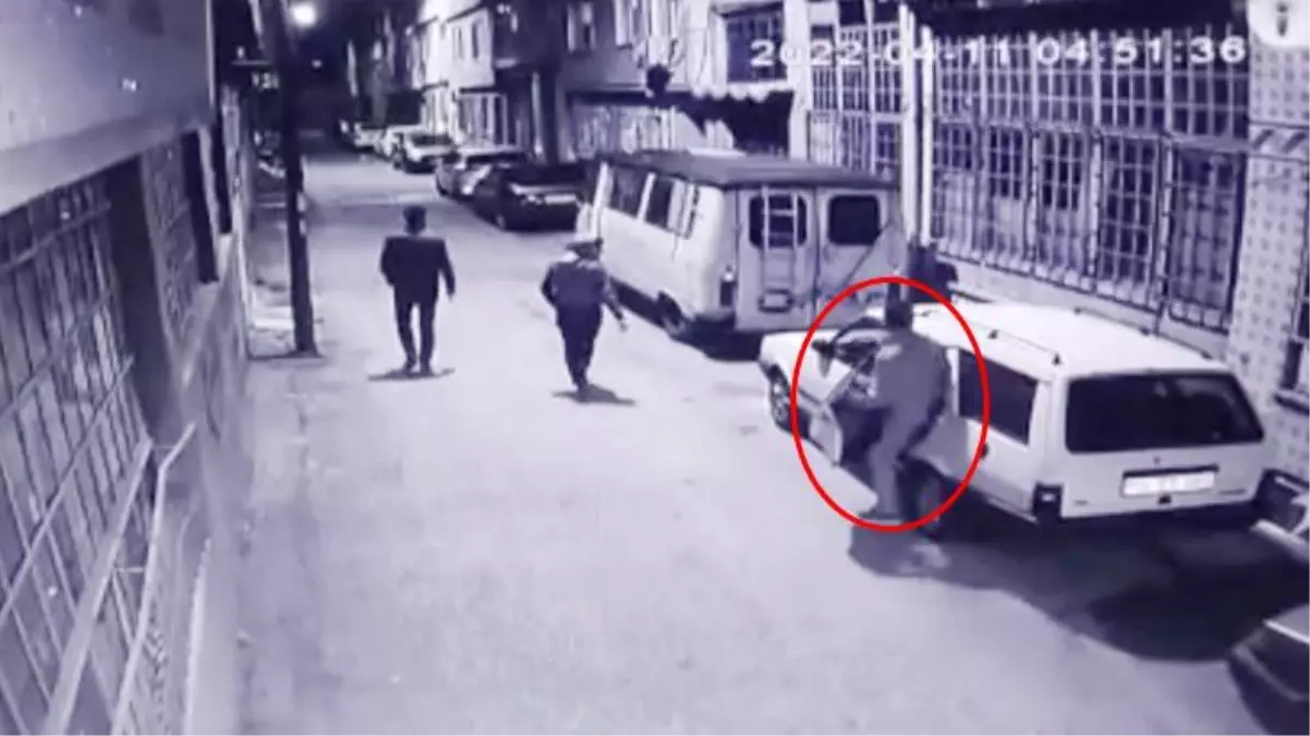 Sahurda işe çıkan taksici, aracını yerinde bulamadı! 3 kişi gelip otomobilini böyle çaldılar