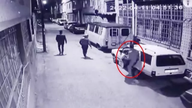 Sahurda işe çıkan taksici, aracını yerinde bulamadı! 3 kişi gelip otomobilini böyle çaldılar