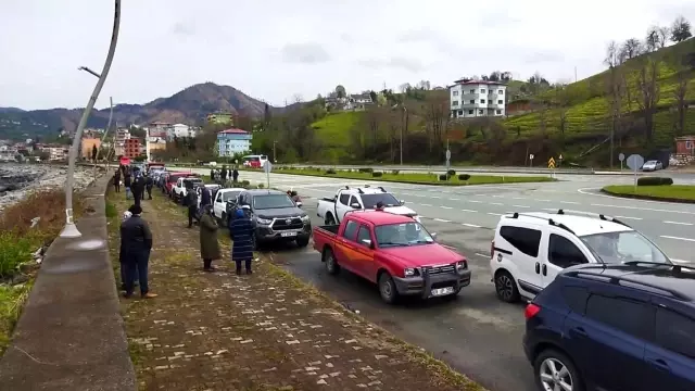 Çay üreticilerine 'ucuz' diye satılan gübre çuvallarından mermer tozu çıktı