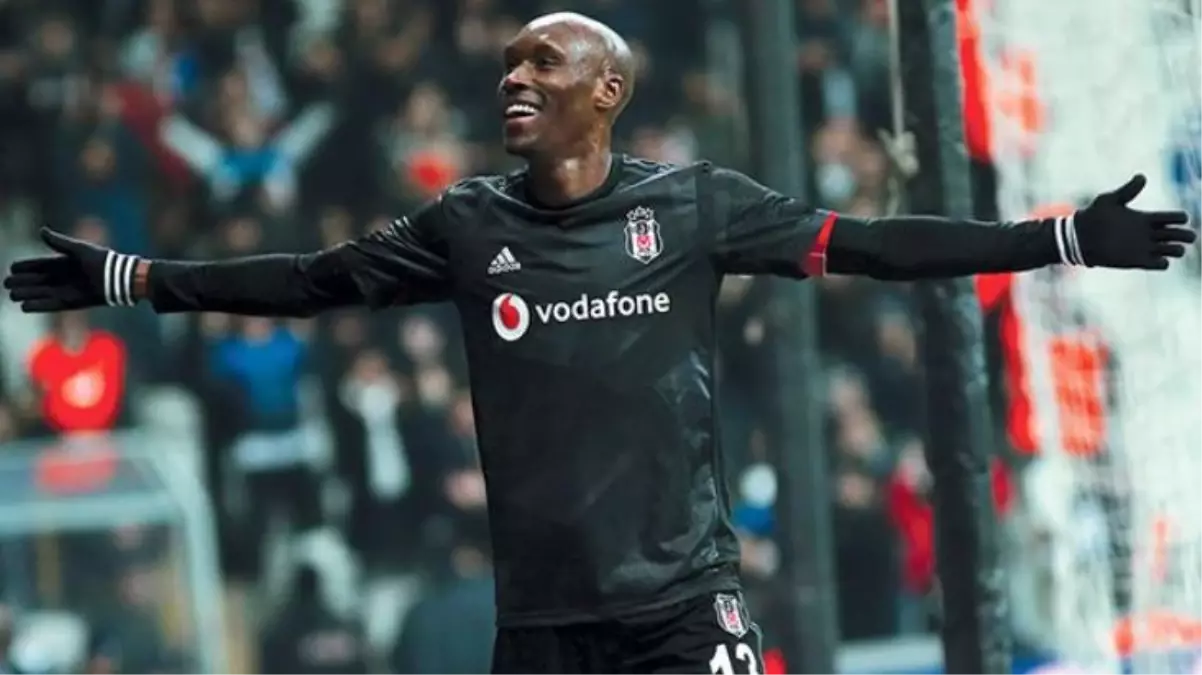 Sır gibi saklamıştı! Beşiktaşlı Atiba ülkesinde futbol kulübüne ortak oldu