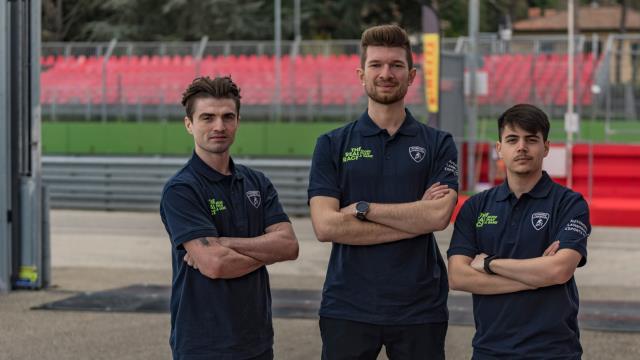 İtalyan otomobil devi Lamborghini, espor takımını tanıttı İtalyan otomobil devi Lamborghini, espor takımını tanıttı