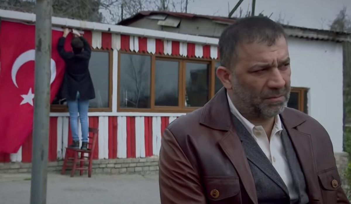 Arka Sokaklar son bölüm izle! Arka Sokaklar 623. bölüm HD izle! Arka Sokaklar yeni bölümde neler olacak? 15 Nisan Cuma Kanal D Arka Sokaklar izle!