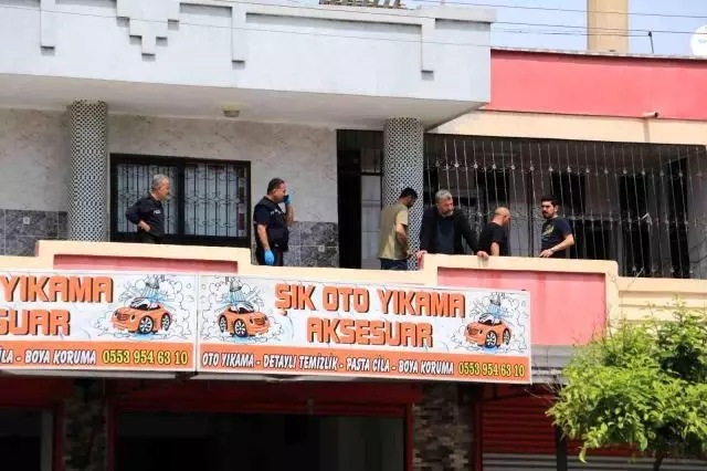 Adana'da polise silahlı saldırı: 2 yaralı Adana'da polise silahlı saldırı: 2 yaralı