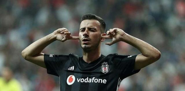 Emre Belözoğlu sinirden çıldıracak! Beşiktaşlı futbolcu için Galatasaray da devreye girdi Emre Belözoğlu sinirden çıldıracak! Beşiktaşlı futbolcu için Galatasaray da devreye girdi