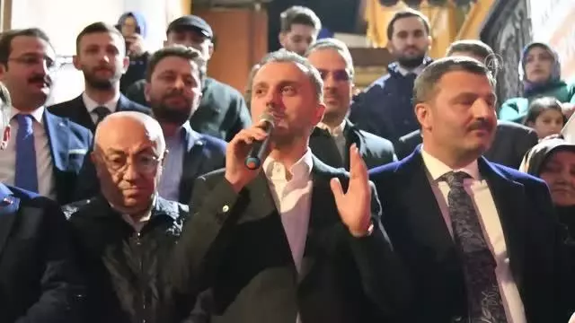 'Milletin temel gıdaya ulaşamadığını görüyoruz' diyen AK Partili Kandemir: Bizden kaynaklanmıyor