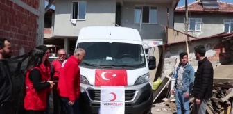 Havza'da evi yanan aileye Türk Kızılay'dan yardım eli