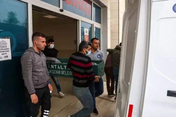 2 yaşındaki Tulin'in feci ölümü! evladının cansız bedenini gören baba sinir krizi geçirdi 2 yaşındaki Tulin'in feci ölümü! evladının cansız bedenini gören baba sinir krizi geçirdi