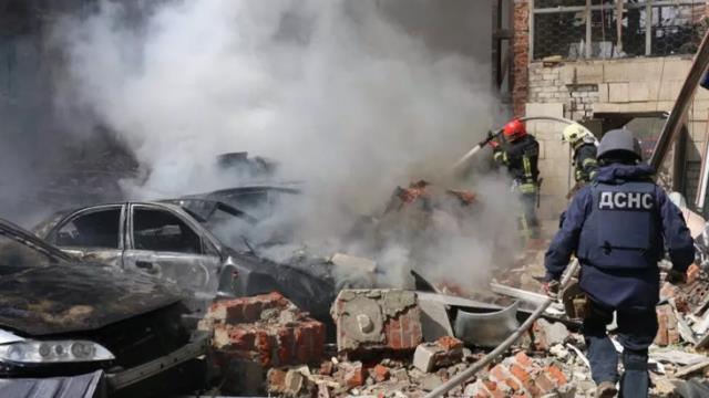 Rusya kruvazörün intikamını almak için Kiev'i hedef aldı! Sirenler çaldı, halk paniklere sığınaklara indi