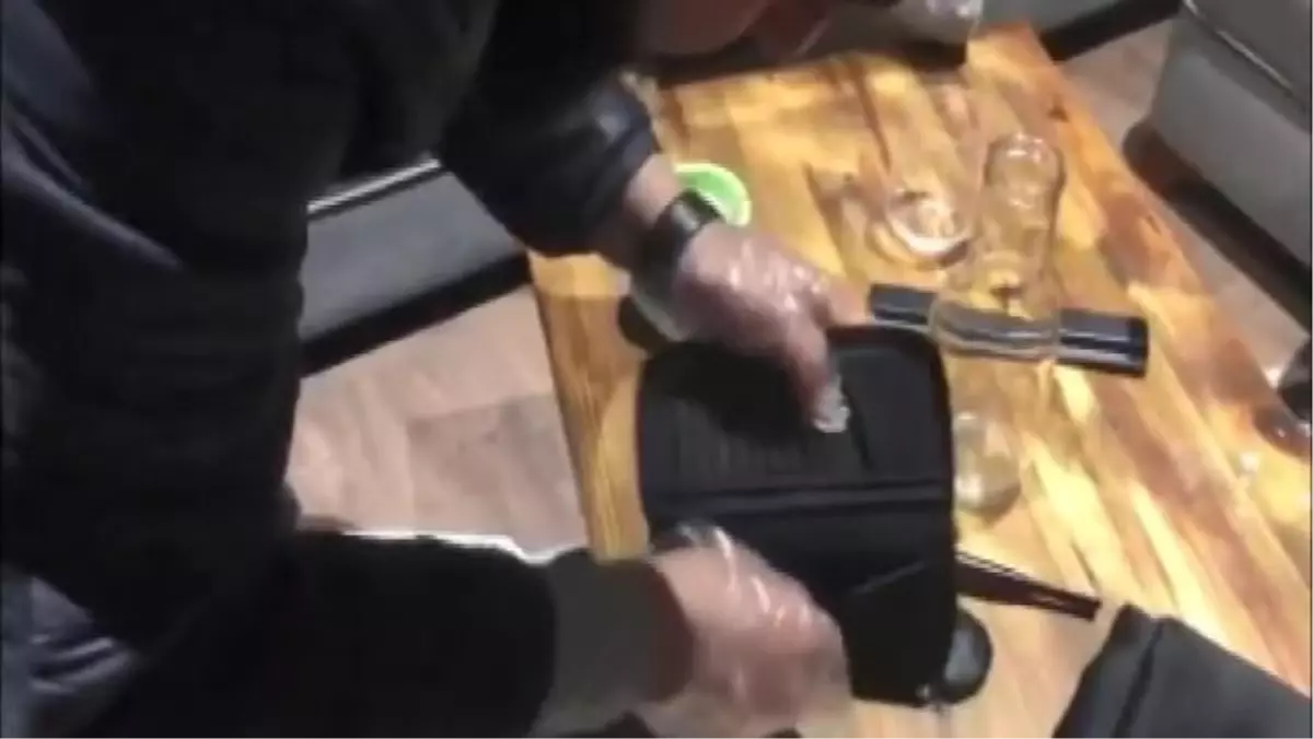 Taksiyle uyuşturucu ticareti yapan 3 kişi tutuklandı