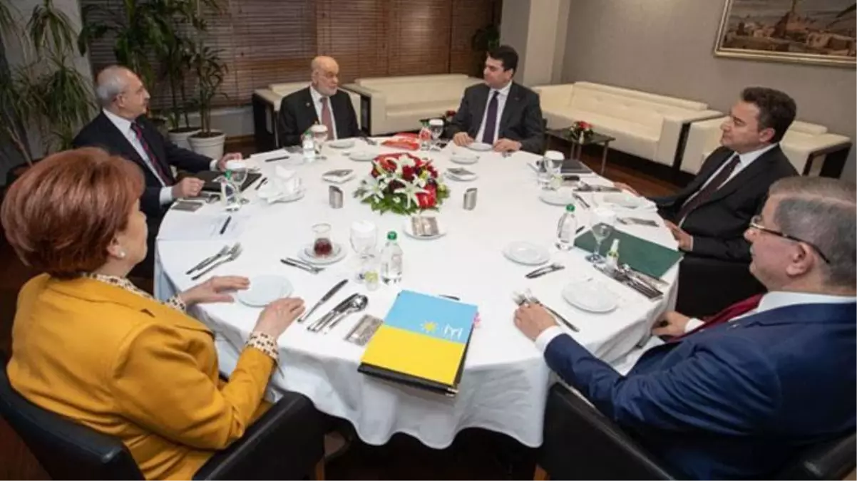 6'lı masada kriz yaratan sözlerin ardından Kılıçdaroğlu'ndan Davutoğlu'na gece vakti telefonu