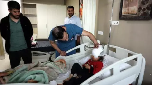 Eşeğin ısırdığı küçük Fatma'ya, boynundan alınan doku ile yeni göz kapağı yapıldı Eşeğin ısırdığı küçük Fatma'ya, boynundan alınan doku ile yeni göz kapağı yapıldı