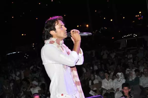 'Rockçı İmam' göreve iade için AİHM'ye başvurdu 'Rockçı İmam' göreve iade için AİHM'ye başvurdu