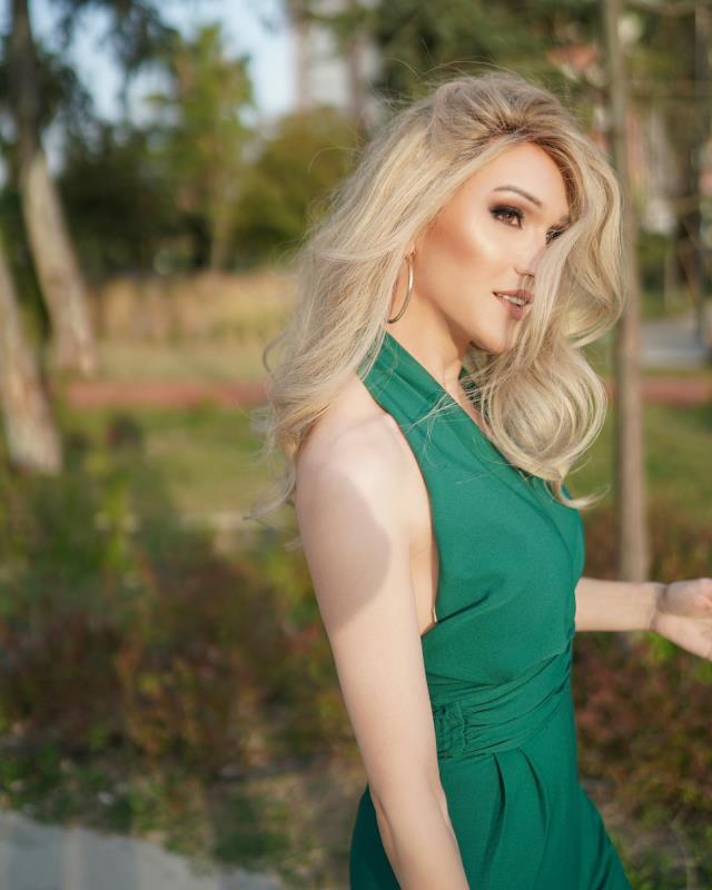 Taklit videolarıyla tanınan fenomen Melikhan Sağlam, cinsiyet değiştirdi