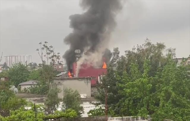 Türkiye günlerce konuşmuştu! Tarsus'ta gizemli kazının yapıldığı evde yangın çıktı Türkiye günlerce konuşmuştu! Tarsus'ta gizemli kazının yapıldığı evde yangın çıktı