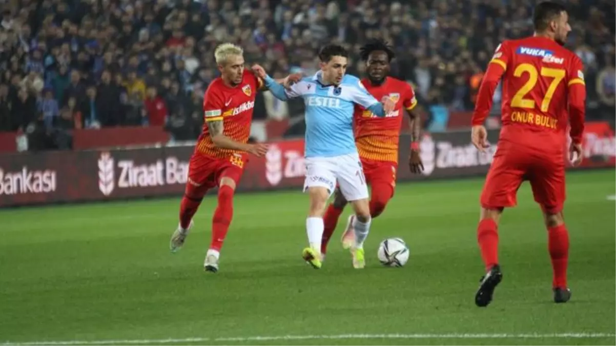 Türkiye Kupası yarı final ilk maçında Trabzonspor, sahasında Kayserispor'u tek golle geçti