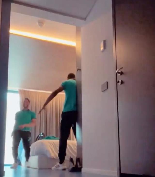 Böyle şaka olmaz Hakan! Takım arkadaşı korkudan krize girdi Böyle şaka olmaz Hakan! Takım arkadaşı korkudan krize girdi