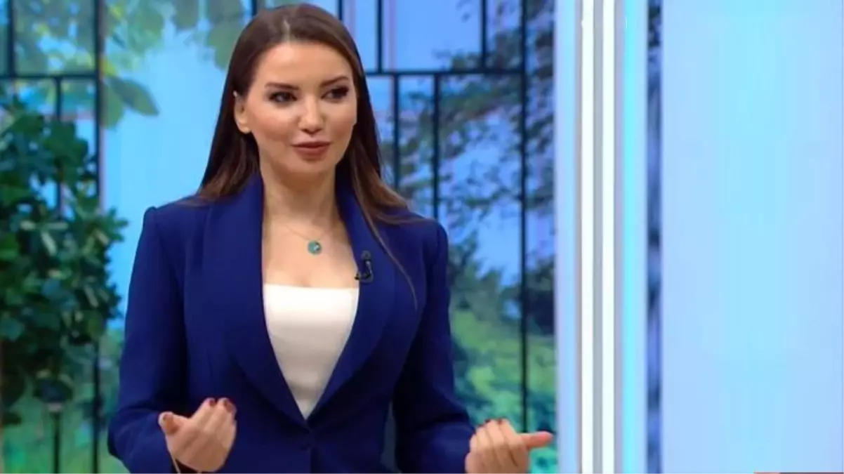 Esra Ezmeci'den 'Çok ateşliyim, kimse beni tatmin edemiyor' diyen takipçisine cevap: Kendin söndür