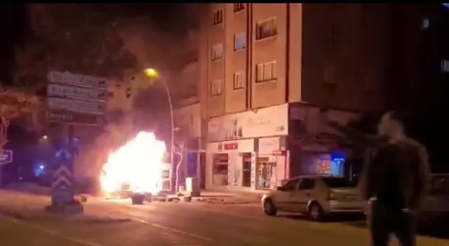 Kontağın çevrilmesiyle transit bir anda patlayıp alev topuna döndü: 1 yaralı