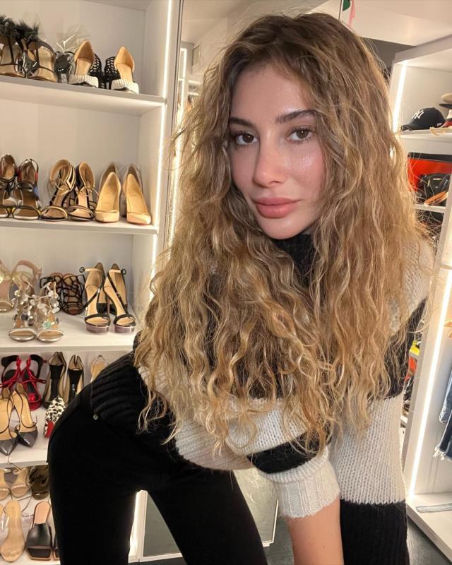 Para kazanmak için lüks eşyalarını mı sattığı söylenen Şeyma Subaşı'dan cevap: Sokak hayvanları için sattım