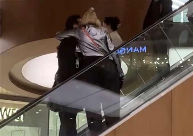 Hakan Peker'in yeni sevgilisi Hande Ertekin kimdir? Hande Ertekin kaç yaşında, Instagram sayfası ne? Hakan Peker'in yeni sevgilisi Hande Ertekin kimdir? Hande Ertekin kaç yaşında, Instagram sayfası ne?