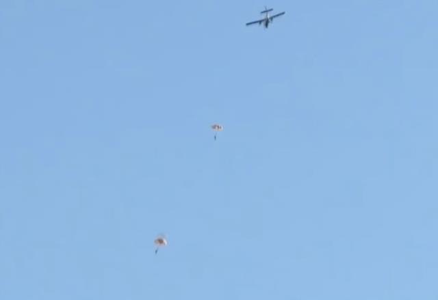 İzinsiz uçuş yapan uçak, ABD polisini harekete geçirdi! Kongre binası güvenlik tehdidi nedeniyle boşaltıldı İzinsiz uçuş yapan uçak, ABD polisini harekete geçirdi! Kongre binası güvenlik tehdidi nedeniyle boşaltıldı