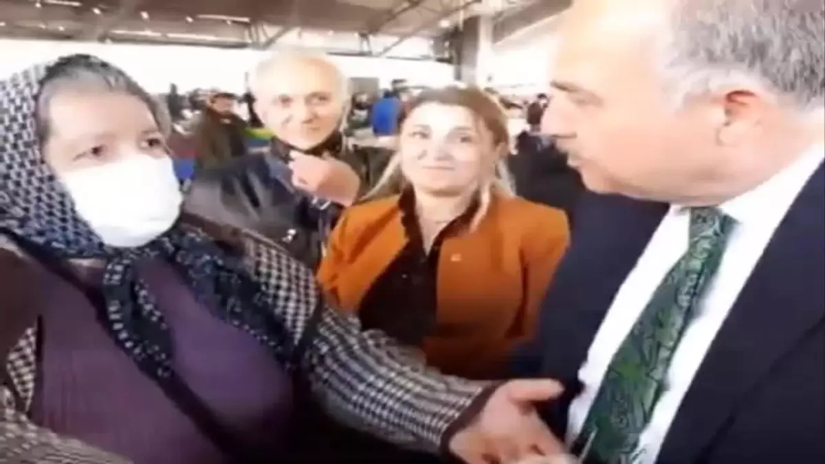 CHP'li Gök'e Dert Yanan Bir Yurttaş: 'Eşim Emekli, Çocuklarım Okumuş Evde Yatıyor, Benim Kazanım Boş'