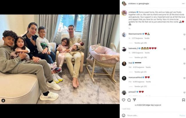 Evlatlarına sarıldı! Oğlunu toprağa veren Cristiano Ronaldo'dan ilk paylaşım Evlatlarına sarıldı! Oğlunu toprağa veren Cristiano Ronaldo'dan ilk paylaşım