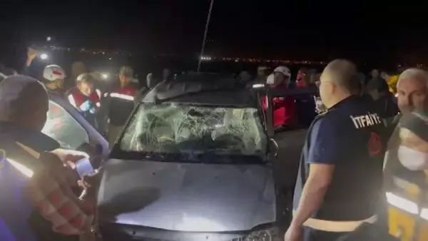 İftar yemeği sonrası çıktıkları gezinti kabusa dönüştü! Kanala düşen araçta 3 kişi öldü, 2 kayıp var